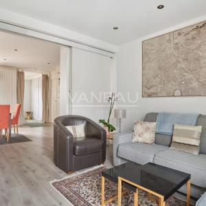 Appartement familial lumineux traversant cour et jardin -