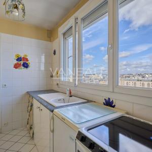 Paris XVIe - Village d'Auteuil - Exceptionnel appartement au dernier étage - Terrasse et toit terrasse avec vues panoramiques.