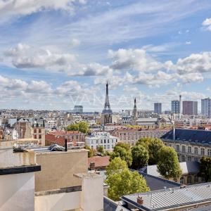 Paris XVIe - Village d'Auteuil - Exceptionnel appartement au dernier étage - Terrasse et toit terrasse avec vues panoramiques.