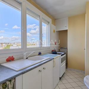 Paris XVIe - Village d'Auteuil - Exceptionnel appartement au dernier étage - Terrasse et toit terrasse avec vues panoramiques.
