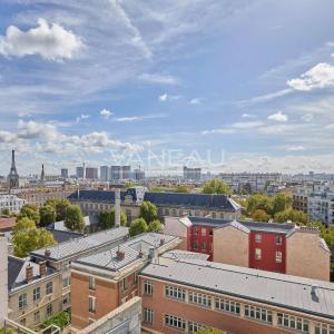 Paris XVIe - Village d'Auteuil - Exceptionnel appartement au dernier étage - Terrasse et toit terrasse avec vues panoramiques.