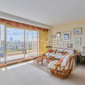 Paris XVIe - Village d'Auteuil - Exceptionnel appartement au dernier étage - Terrasse et toit terrasse avec vues panoramiques.
