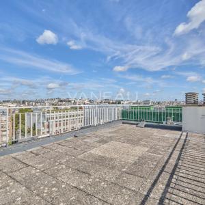 Paris XVIe - Village d'Auteuil - Exceptionnel appartement au dernier étage - Terrasse et toit terrasse avec vues panoramiques.