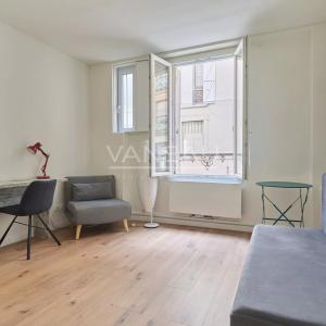 Paris XVème- métro Javel – studio en parfait état