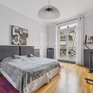 Paris XVIe - Muette - Appartement familial lumineux aux superbes volumes