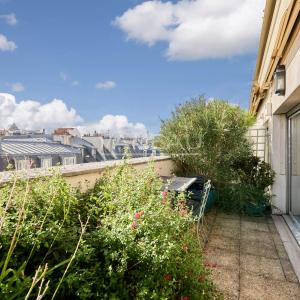 PARIS VIe — VAVIN — TERRASSE ET VUES DÉGAGÉES