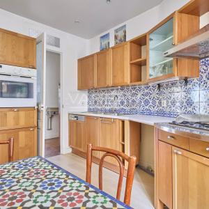 Paris XVe Croix Nivert : Appartement avec charme de l’ancien