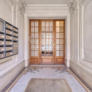 Paris XVe Croix Nivert : Appartement avec charme de l’ancien