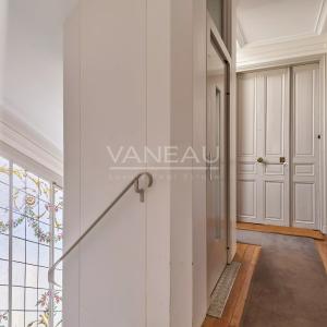 Paris XVe Croix Nivert : Appartement avec charme de l’ancien