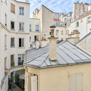 PARIS VII –  BON MARCHÉ – PIED A TERRE