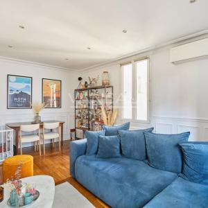 PARIS XVe - Volontaires : Appartement trois pièces au calme