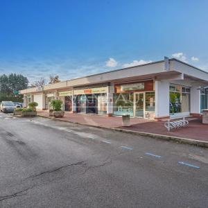 Résidence standing - 3 pèces avec terrasse - piscine et tennis ....