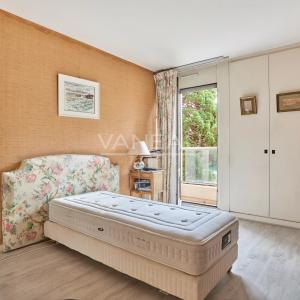 Résidence de standing - 4 pièces avec terrasse - piscine et tennis.