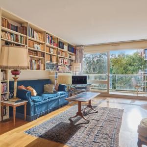Résidence de standing - 4 pièces avec terrasse - piscine et tennis.