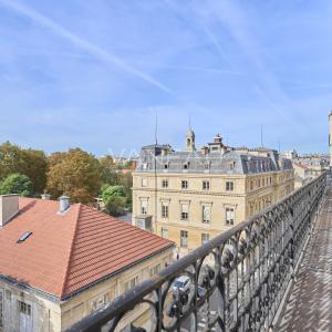Paris XIV – Mairie du XIV – Appartement familial étage élevé