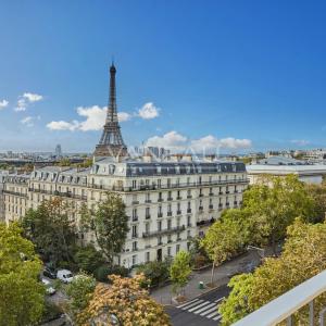 Paris XVI- Place de l'Alma - Vues panoramiques