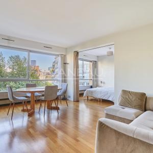 Paris XVe - Cambronne - Etage élevé