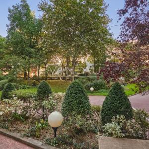 Paris XVe - Cambronne - Etage élevé