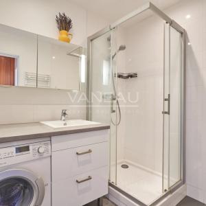 Paris XVe - Cambronne - Etage élevé