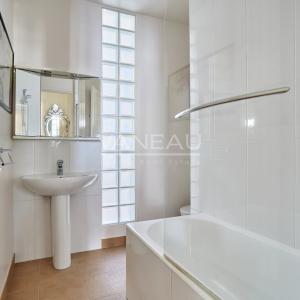 Paris XVe - Suffren Breteuil : Appartement familial vendu avec occupation temporaire