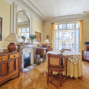 Paris XVe - Suffren Breteuil : Appartement familial vendu avec occupation temporaire
