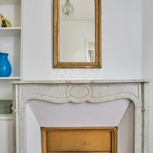 PARIS XVe - CAMBRONNE : Charmante maison avec cour arborée
