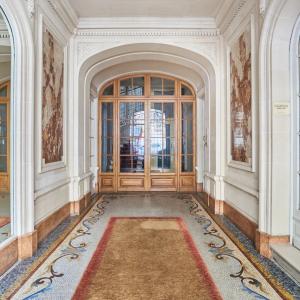 Paris, Place de Breteuil, viager occupé 7 ans