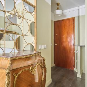 Paris V – Rue Claude Bernard – Studio avec Balcon