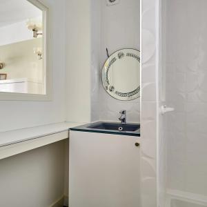 Paris V – Rue Claude Bernard – Studio avec Balcon