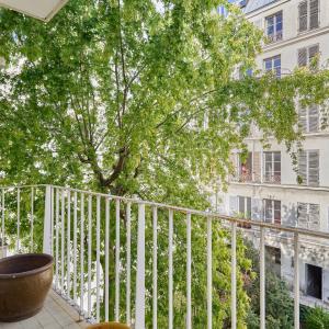Paris V – Rue Claude Bernard – Studio avec Balcon