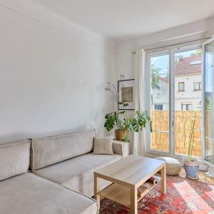 Suresnes Mont-Valérien - Appartement en très bon état et ensoleillé