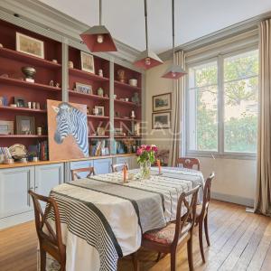 Boulogne - Appartement de charme aux beaux volumes
