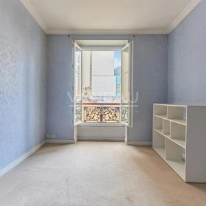 PARIS XVe - Lecourbe/Cambronne : Appartement trois pièces ensoleillé