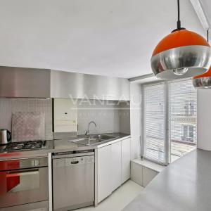 Paris 3è - Loft d'artiste en étage avec ascenseur