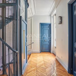 Deux pièces de standing avec balcon filant « coup de cœur » -