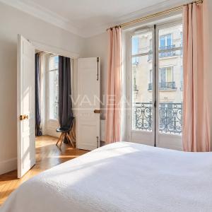 Deux pièces de standing avec balcon filant « coup de cœur » -