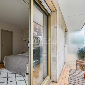 Paris XVIIe- Limitrophe Neuilly- Appartement clé en main avec balcon
