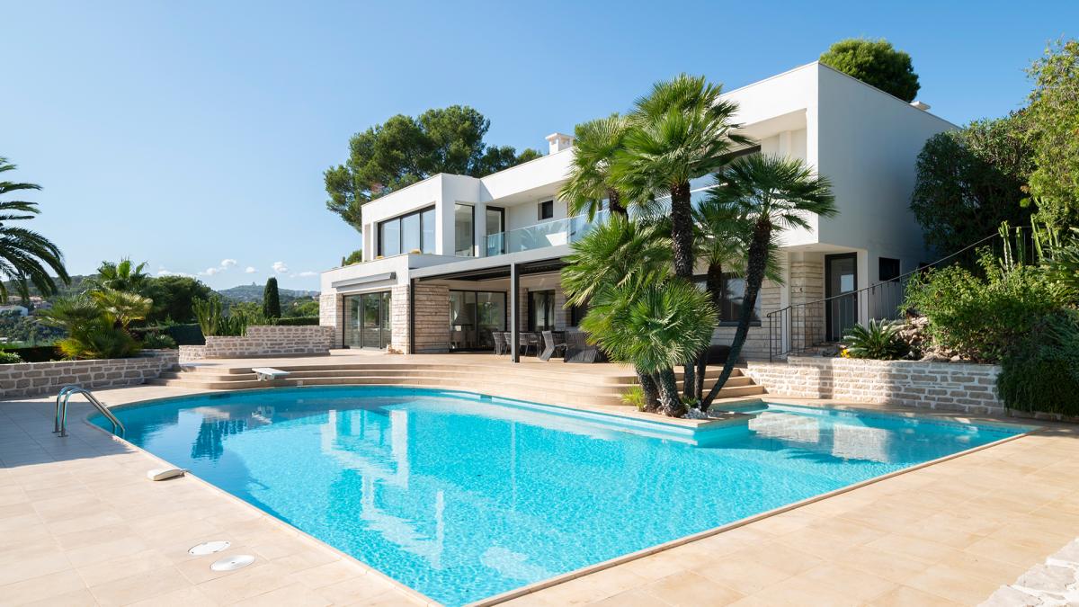 villa de luxe avec piscine Cannes France