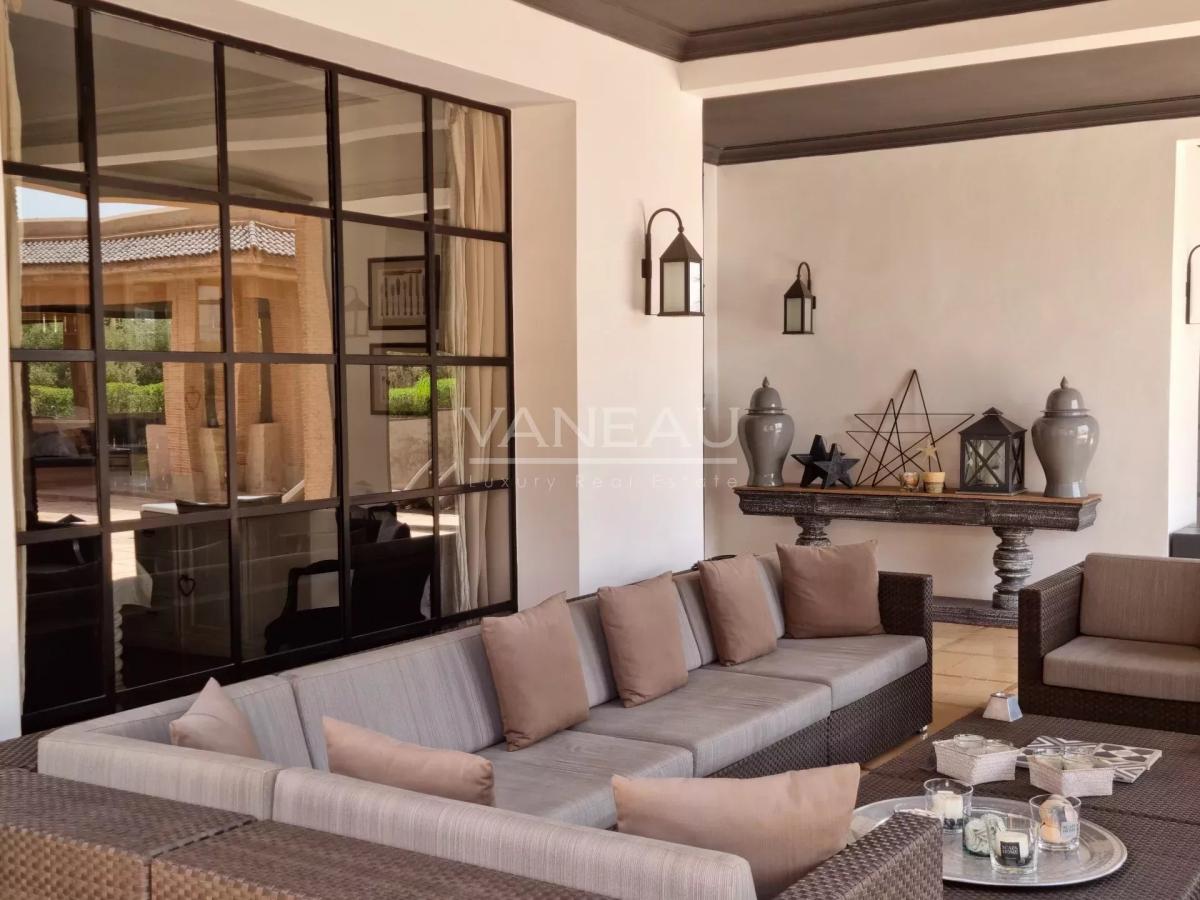 *** Villa route d'Amizmiz 1200m² ***