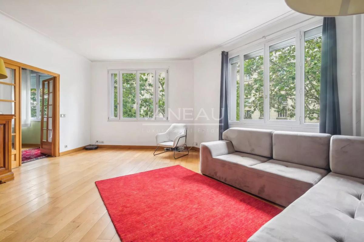 BOULOGNE / Porte de Saint Cloud / Bel appartement