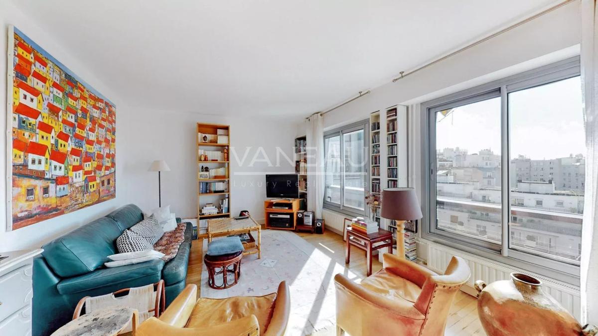 Paris XIXème - Bel appartement de cinq pièces - Vue dégagée - Ca