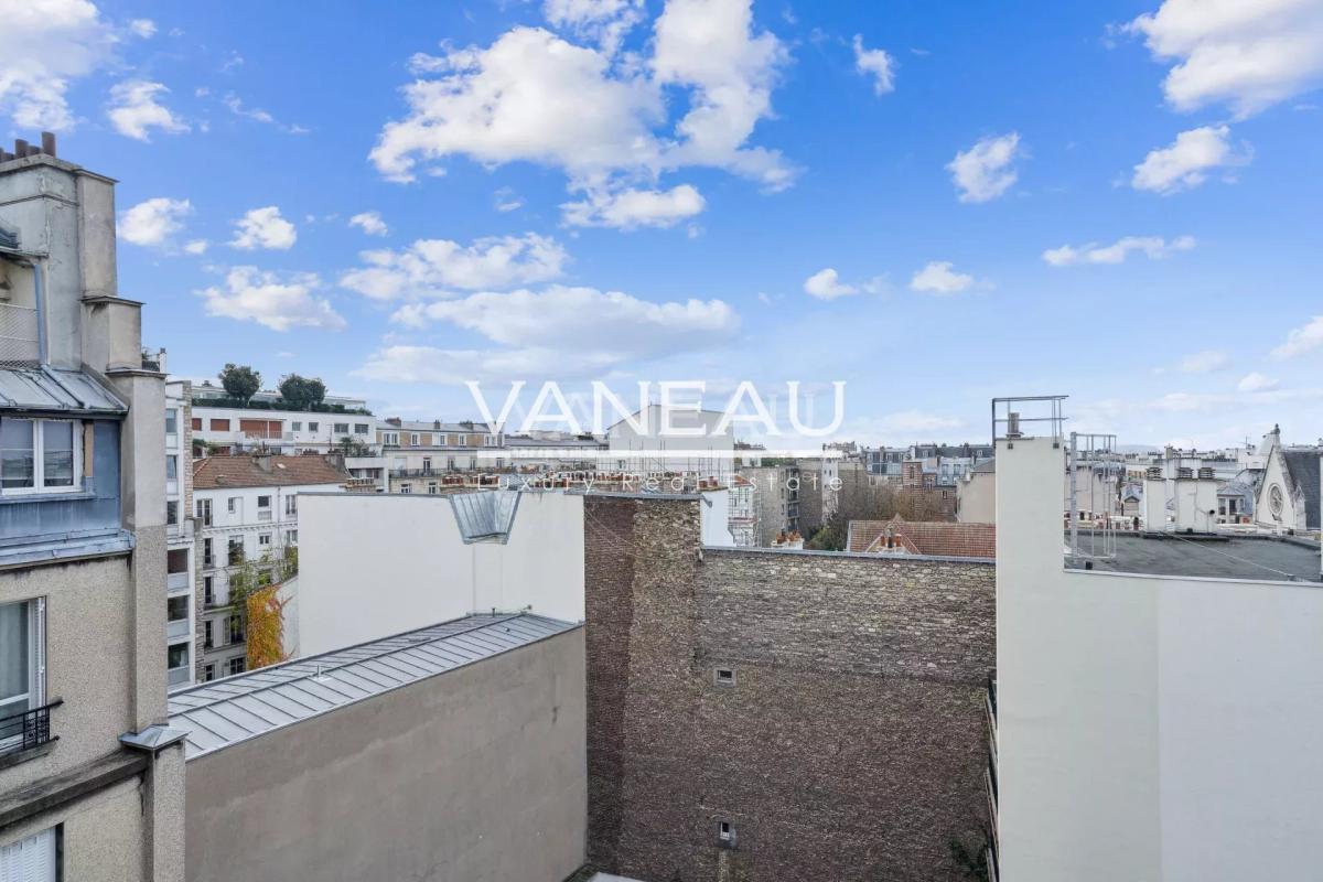 PARIS XVIe - Trocadéro Mairie du XVIème - Studette en parfait ét
