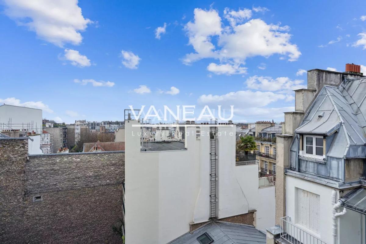 PARIS XVIe - Trocadéro Mairie du XVIème - Studette en parfait ét