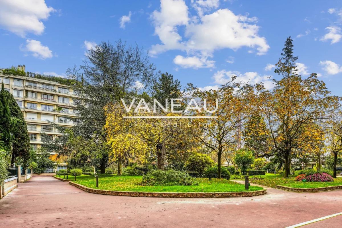 Paris XVIe - Ranelagh - Coulée Verte