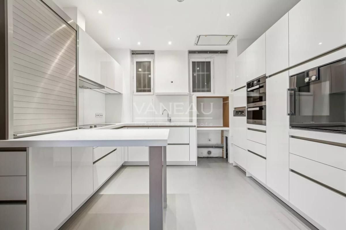 Paris XVIe - Flandrin - Appartement familial