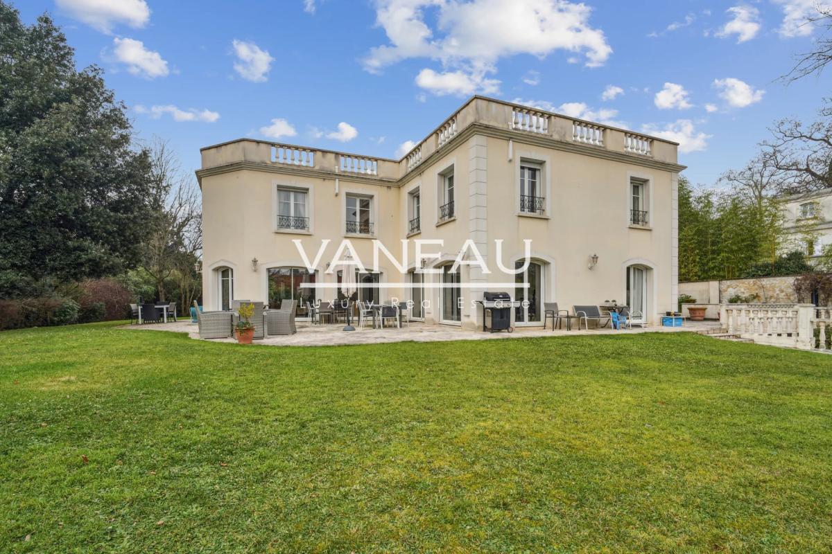 ENGHEINS LES BAINS- Maison Familiale