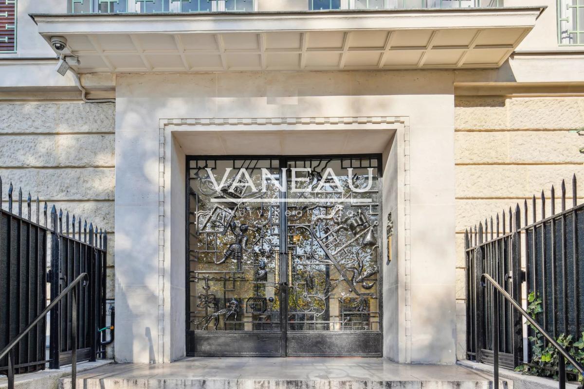 Appartement de famille face à la Seine - XVIeme