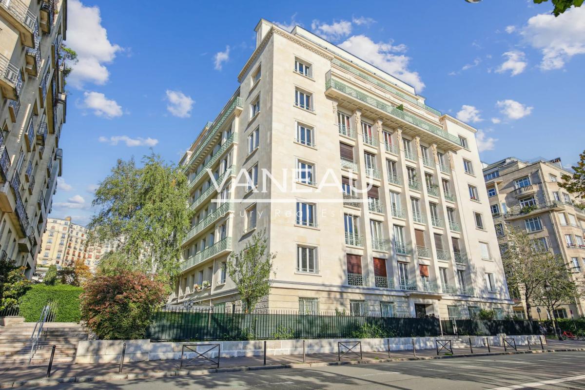 Appartement de famille face à la Seine - XVIeme