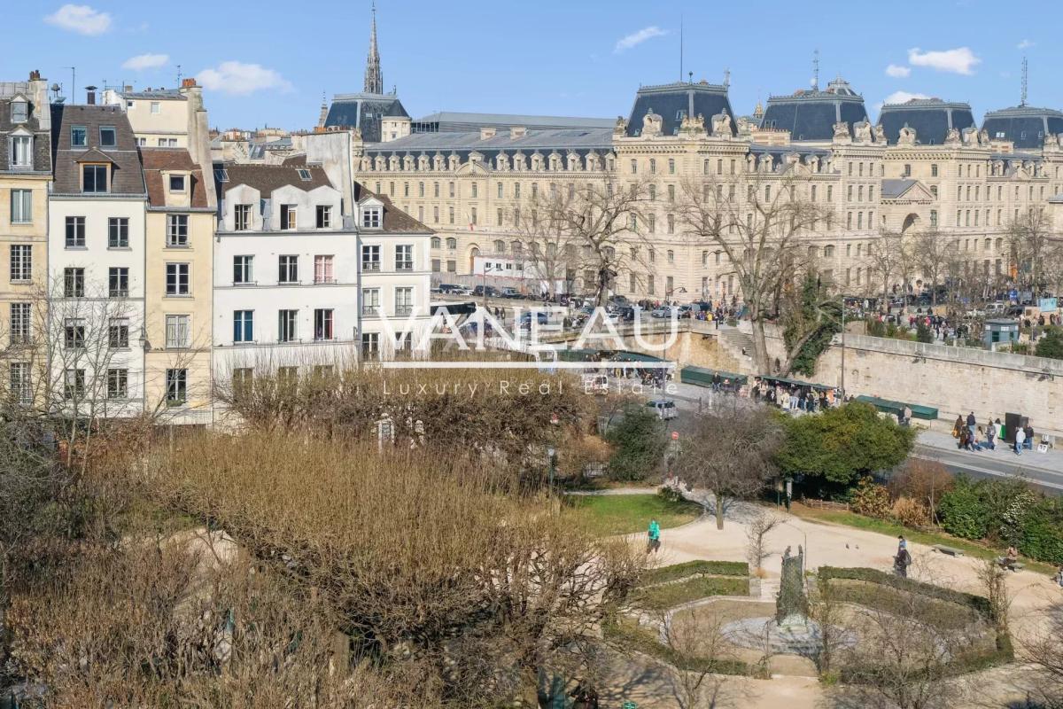 Paris Ve - Pied à terre - Notre Dame !