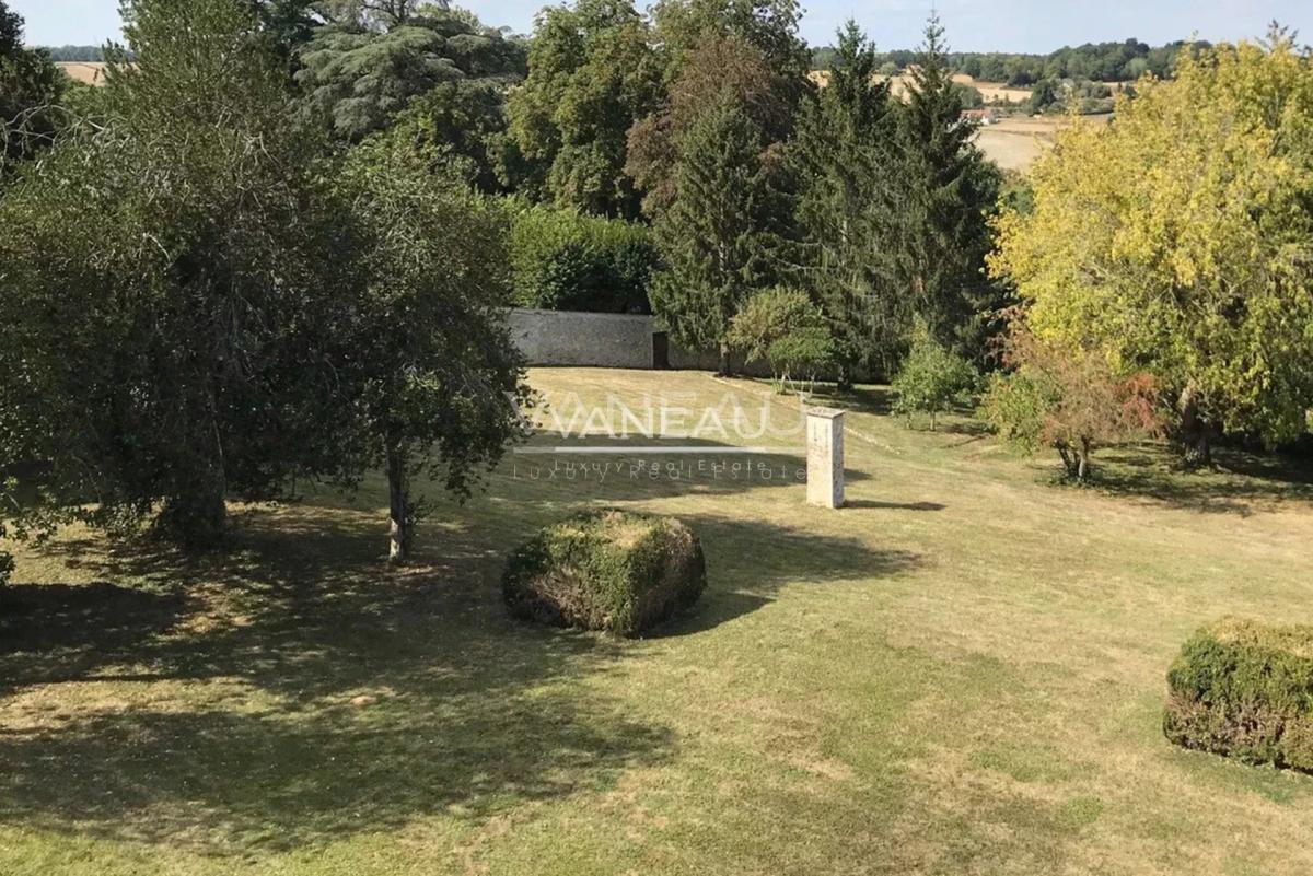La Chapelle-Moutils - Magnifique manoir du XVIIIe siècle dans un